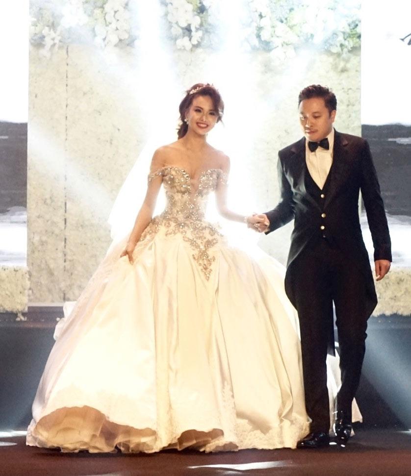 10 hiệu váy cưới Hàn Quốc biến cô dâu thành công chúa  Ngôi sao