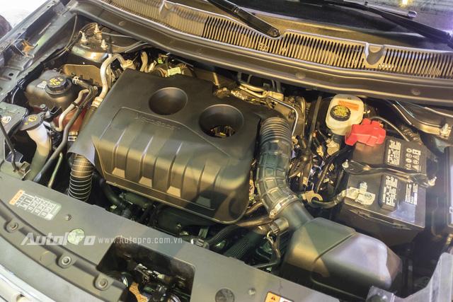 Sao phim hành động The Rock mua Ford Explorer tặng bố - Ảnh 5.