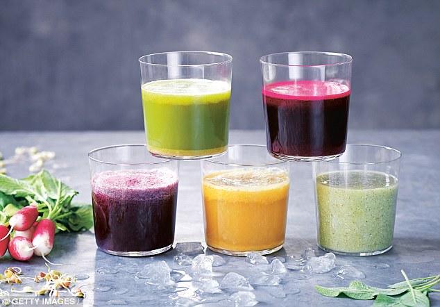 Muốn giảm cân, hãy tránh xa nước ép trái cây, rau củ - Ảnh 1.