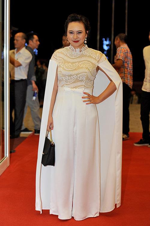 van hugo, huong tram, van mai huong bi "nuot dang" the tham - 2