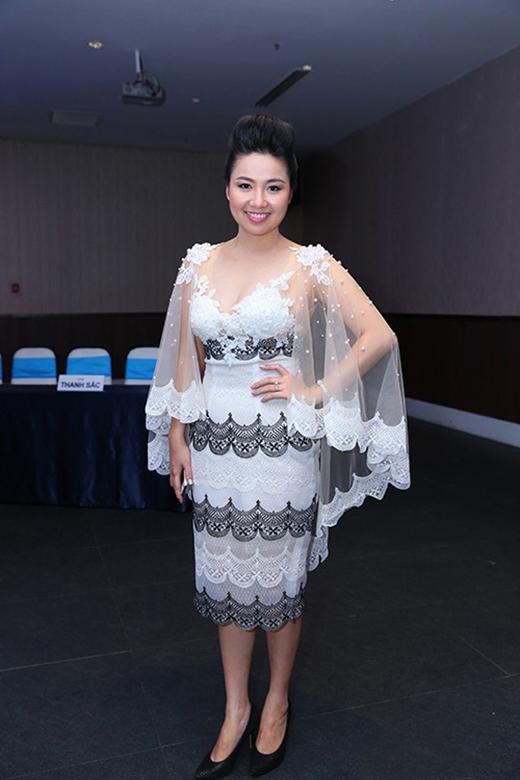 van hugo, huong tram, van mai huong bi "nuot dang" the tham - 3