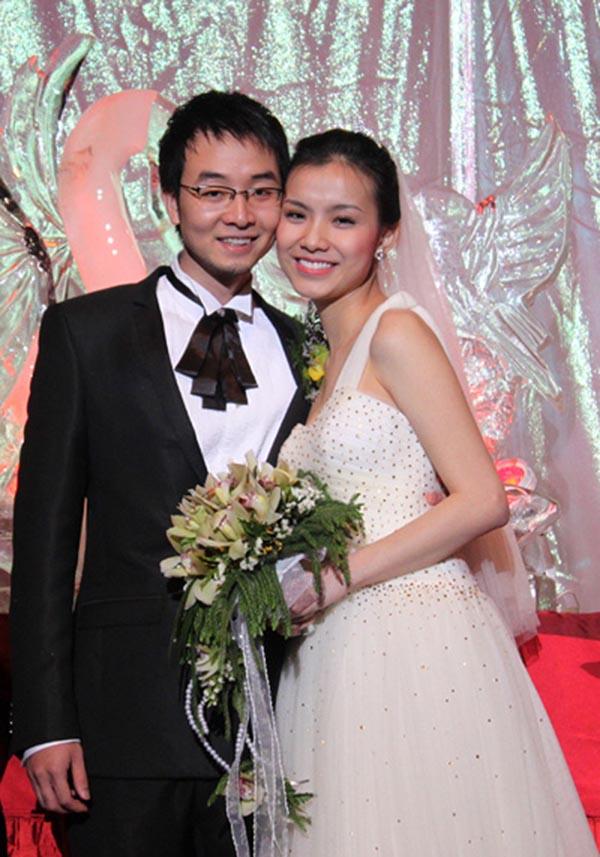 Những nàng hậu Việt sớm theo chồng đại gia mà bỏ cuộc chơi-10