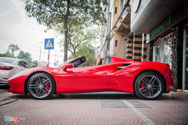 Sieu xe mui tran Ferrari 488 GTB Spider thu 2 ve Viet Nam hinh anh 2