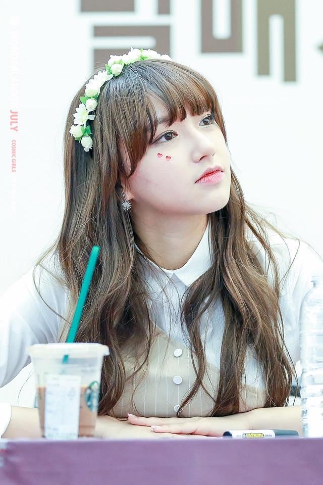 Khuôn mặt đáng yêu, vóc dáng sexy, đây là mỹ nhân Trung nổi nhất ở Hàn hiện nay-1