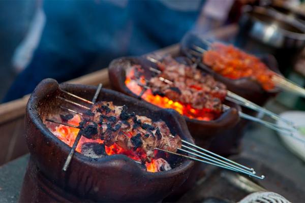 yogyakarta-vung-dat-la-nhung-dang-den-o-indonesia-1