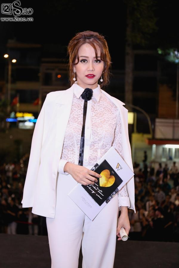 Chưa bao giờ dàn sao Việt xúng xính váy áo đi tiệc đông như thế này-5