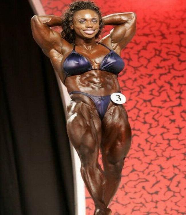 xem hinh chi em, dan ong phat... "them" hinh anh 8