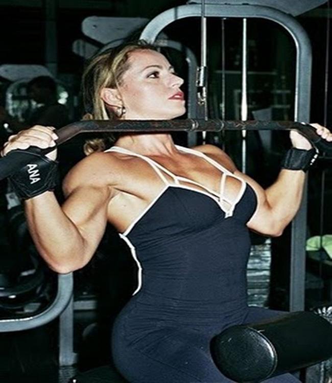 xem hinh chi em, dan ong phat... "them" hinh anh 15