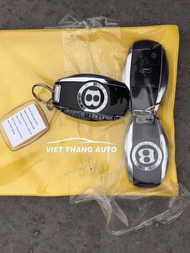 Bentley Bentayga thứ 9 cập bến Việt Nam với màu sơn độc nhất vô nhị - Ảnh 8.