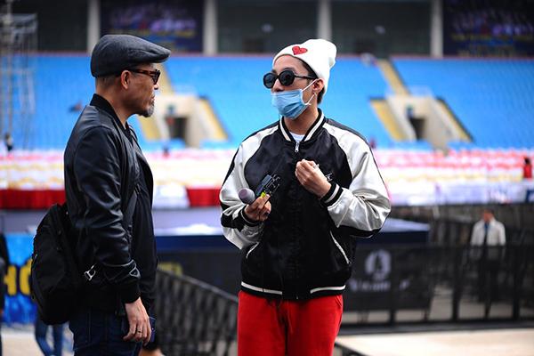 Sau tất cả, Sơn Tùng M-TP vẫn lễ phép chào hỏi nhạc sĩ Huy Tuấn-7