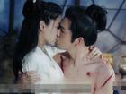 Fan 'sốc' khi nhìn xuống phía dưới cảnh nóng của Chung Hán Lương và Angela Baby
