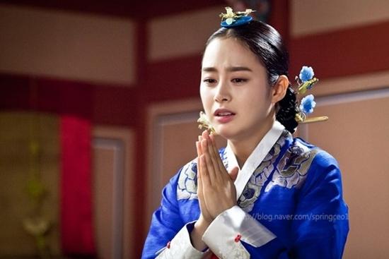 Kim Tae Hee: Mỹ nhân của 'Tình sử Jang Ok Jung' là một trong những nữ diễn viên rất được các khán giả truyền hình yêu mến.