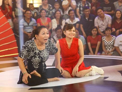 Mẹ chồng - nàng dâu người Khmer khuấy đảo sân khấu 