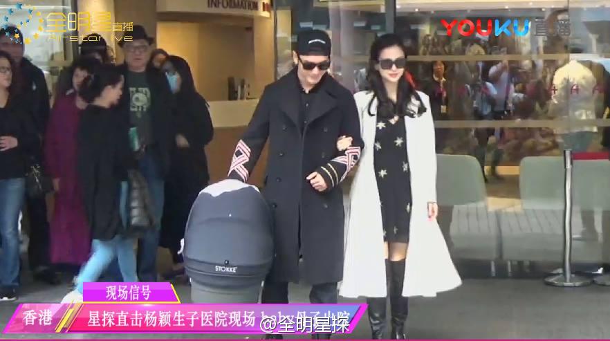 Angela Baby lần đầu xuất hiện sau sinh, mạnh tay lì xì cho phóng viên ngoài bệnh viện-8