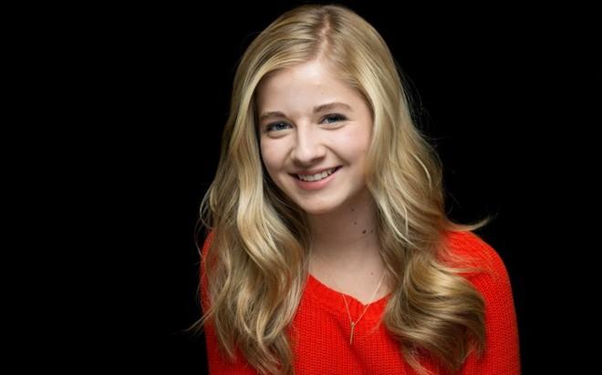 Giong ca 16 tuoi hat tai le nham chuc cua Donald Trump hinh anh 2