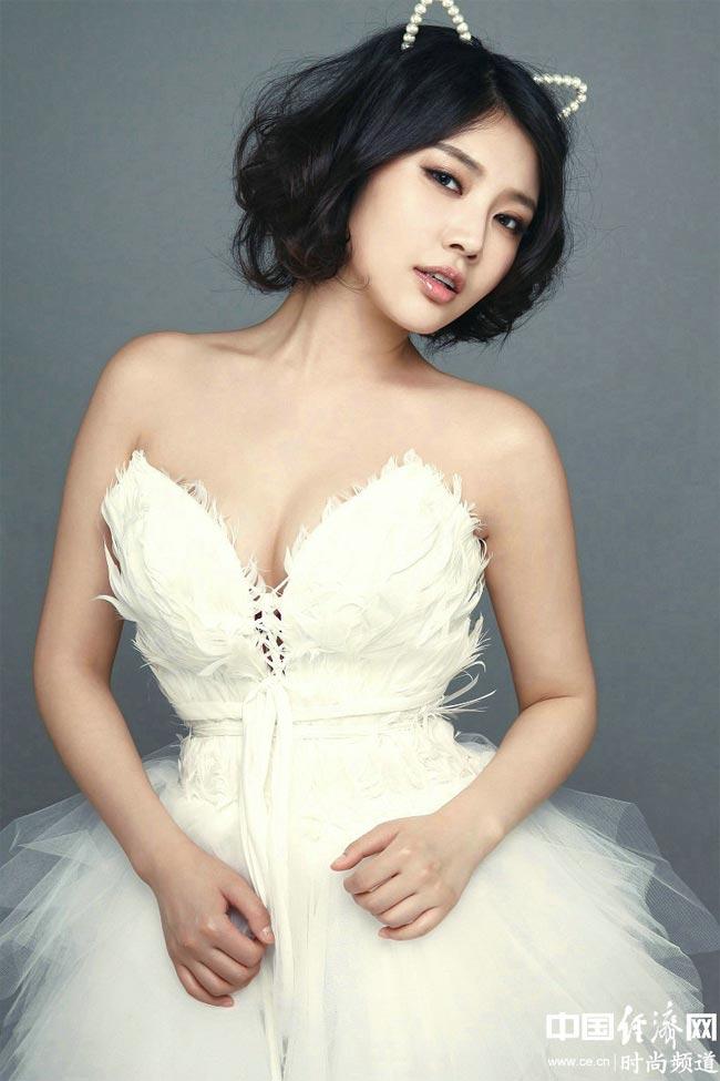 ngat tho truoc suc nong cua "bom sex moi" xu so ty dan hinh anh 9