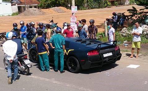 Sieu xe Lamborghini tong chet nguoi o Dong Nai hinh anh 1