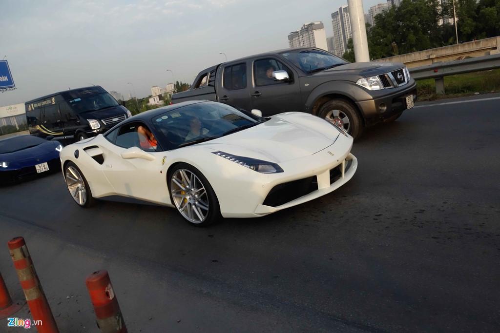 Minh Nhua va Cuong Do La chay xe di Vung Tau hinh anh 9