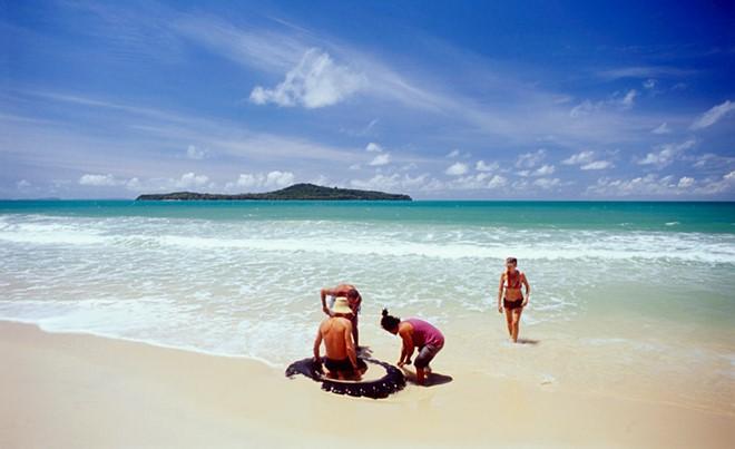 Xuat ngoai dip Tet voi thien duong bien, dao Campuchia hinh anh 5