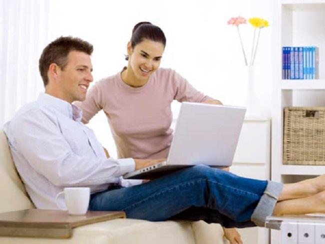 Hỗ trợ nhau khi gặp khó khăn: Người xưa có câu: “Có hoạn nạn mới thấy chân tình”. Nếu như người ấy vẫn luôn ở bên cạnh bạn, cùng bạn vượt qua mọi sóng gió, ủng hộ và động viên bạn thì xin chúc mừng, bạn đã tìm thấy một tình yêu có thể cùng bạn chống đỡ lại mọi gian khó trên đời này. Và không phải ai cũng may mắn có được một tình yêu như thế.