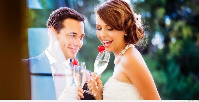 Lập kế hoạch cho tương lai: Anh ấy có né tránh nói về tương lai? Liệu anh ấy có tức giận mỗi khi bạn bắt đầu nói về đám cưới và những đứa trẻ? Trái lại, anh ấy thích bàn bạc kế hoạch tương lai với bạn, hãy tin rằng, anh ấy sẽ kết hôn với bạn trong năm nay.