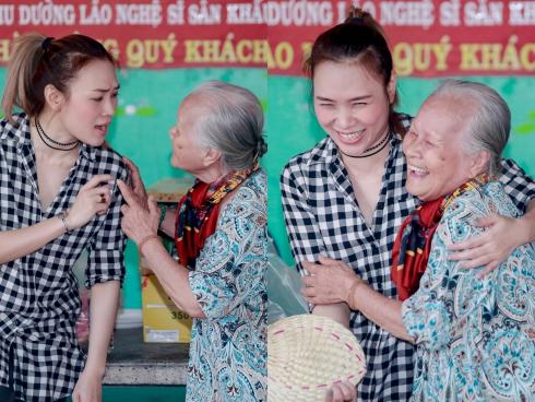 Mỹ Tâm múa minh họa, vui đùa tươi cười với nghệ sỹ già trước khi về quê ăn Tết