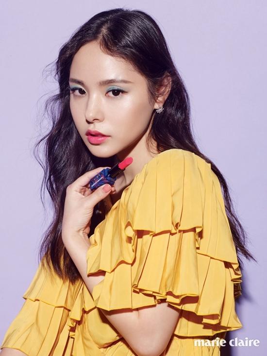 43. Min Hyo Rin