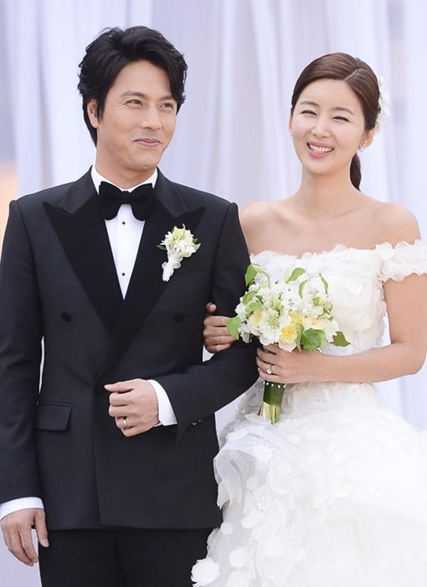 Park Sol Mi sau khi sinh hai con cũng bắt đầu trở lại màn ảnh với tác phẩm My Lawyer, Mr. Jo.