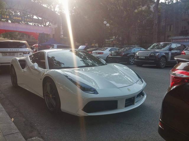 Chiêm ngưỡng siêu xe Ferrari 488 GTB đầu tiên tại Hải Phòng - Ảnh 1.