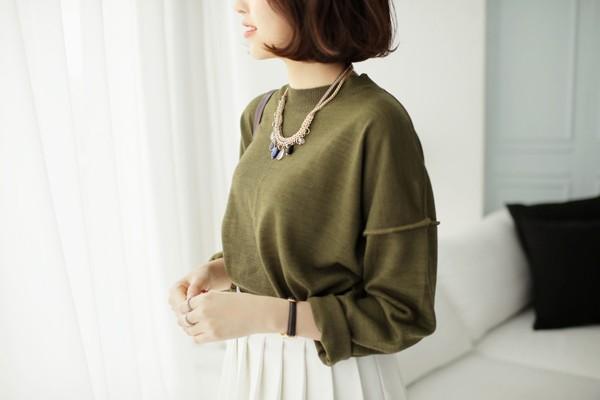 4 bí kíp tạo điểm nhấn bắt mắt cho những chiếc áo quá đỗi đơn giản - Ảnh 4.