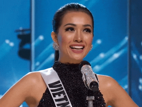 Clip: Lệ Hằng tỏa sáng trên sân khấu bán kết Miss Universe 2016