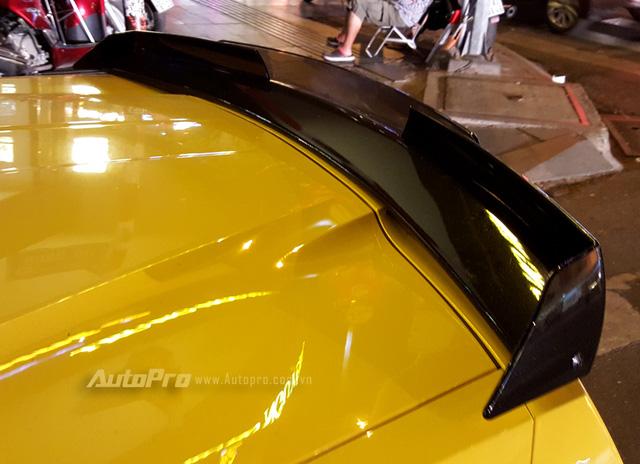 Chevrolet Corvette C7 Z06 Convertibl được trang bị 2 hộp số sàn và tự động. Với hộp số sàn 7 cấp, xe mất khoảng 3,2 giây để tăng tốc từ 0-100 km/h. Con số tương ứng của phiên bản số tự động với lẫy chuyển số trên vô lăng là dưới 3 giây.