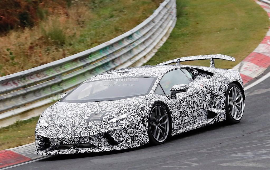 Lamborghini Huracan Performante chạy thử nghiệm. 