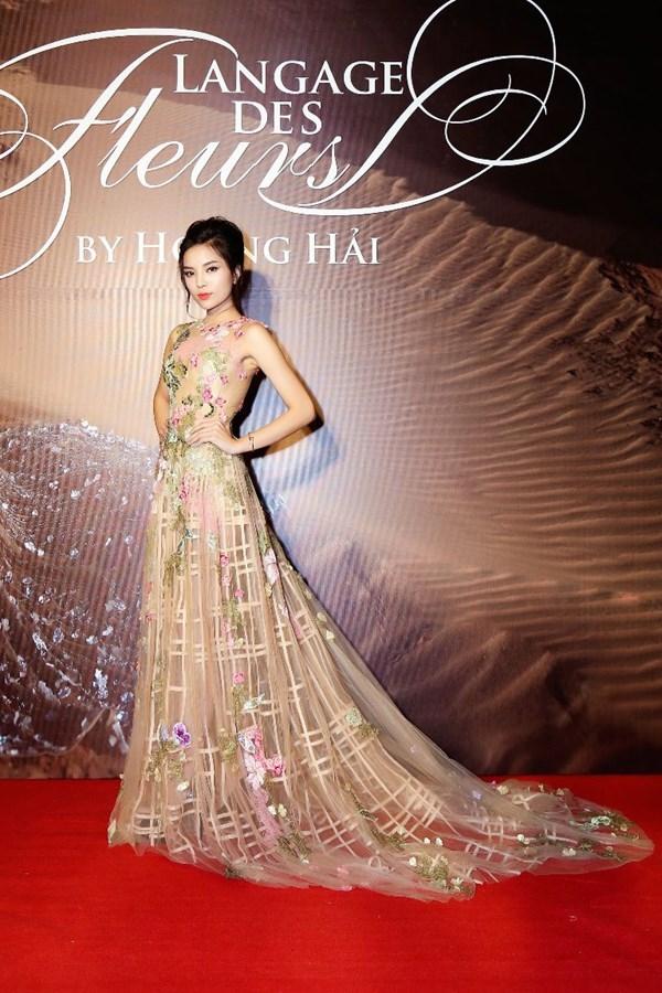 Trước khi thiết kế váy cho tân HHHV, Hoàng Hải vốn đã là NTK của mọi Hoa hậu Việt - Ảnh 7.