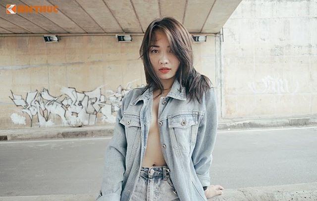 Chảy trong mình hai dòng máu là Việt - Nga nên Kamilla Nguyễn đã nhặt hết những nét đẹp tinh túy như làn da trắng, đôi môi dày gợi cảm của mẹ và khuôn mặt mang đậm chất Á Đông của cha tạo nên nhan sắc kiệt xuất của mình