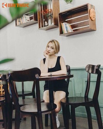 Sau khi bất ngờ được nhiều cư dân mạng biết tới và liên tục kết bạn, Kamilla Nguyễn chia sẻ rằng cô rất vui mừng vì được nhiều người biết tới và không cảm thấy phiền khi có nhiều người kết bạn và bình luận những bức ảnh của mình và chỉ sau ít giờ được cư dân mạng chia sẻ vẻ đẹp, cô bạn 9X sở hữu hai dòng máu này đã nhận rất nhiều sự quan tâm của các thành viên mạng xã hội.