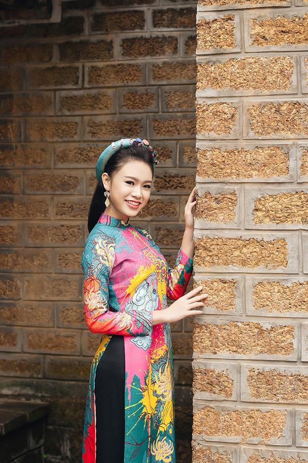 Xuất thân từ một cô gái làm khoa học, chưa từng làm quen với váy áo, sân khấu nhưng chỉ sau nửa năm chính bản thân Phùng Bảo Ngọc Vân cũng ngạc nhiên với sự thay đổi của mình.