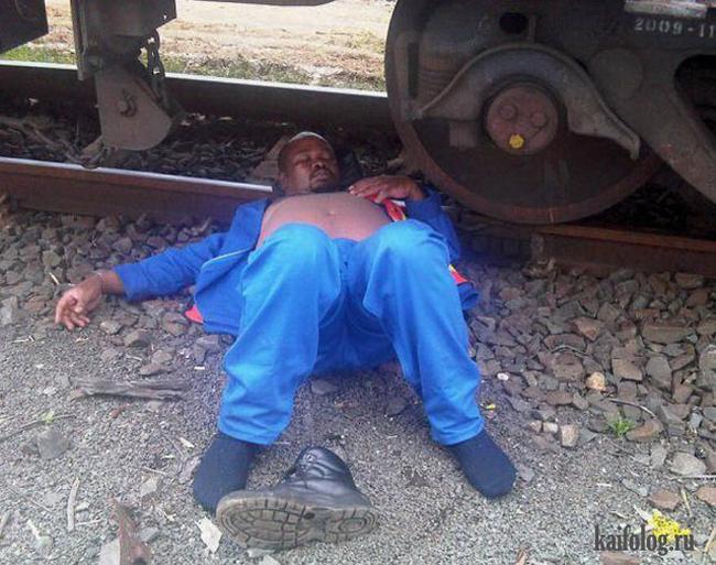 Cần gì phải quy củ, mình thích thì mình ngủ thôi.