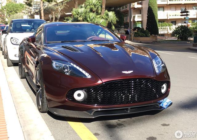 Chạm mặt tuyệt phẩm Aston Martin Vanquish Zagato tại thiên đường siêu xe - Ảnh 4.