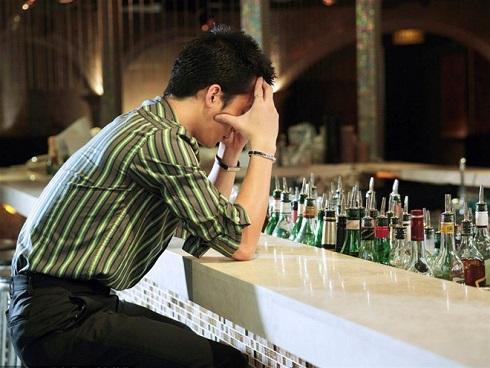 Lạ đời: Vợ khuyến khích chồng 