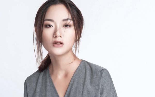 ngo ngan truoc sac dep tua thien than cua cac hotgirl viet the he 9x hinh anh 1