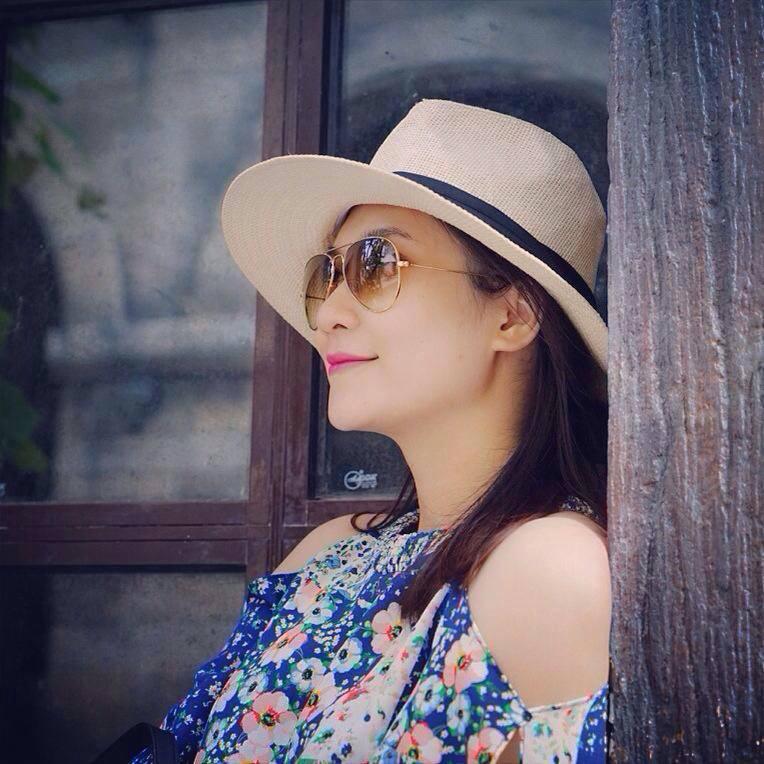 lo dien nu bien tap vien xinh dep moi toanh cua ban tin thoi su vtv1 hinh anh 5