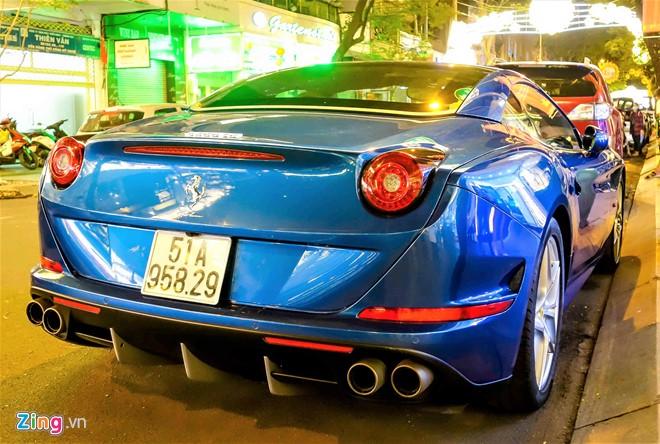 Sieu xe Ferrari California T thu hai xuat hien o Sai Gon hinh anh 4