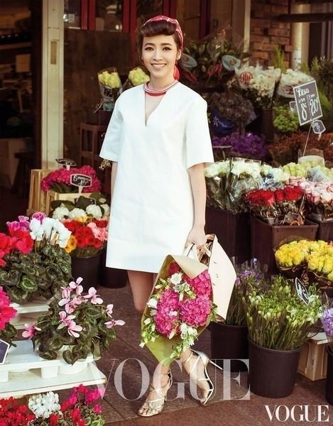 Lam Tam Nhu vua sinh con da len trang bia tap chi hinh anh 9