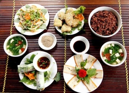 Rằm tháng Giêng năm Đinh Dậu: Cúng ngày 14 hay 15 là tốt nhất?-2