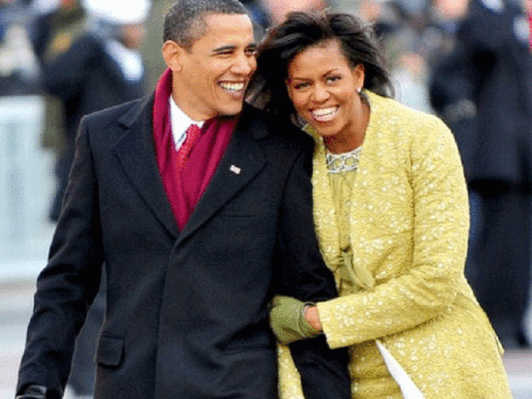 Món quà bất ngờ của ông Obama khiến bà Michelle phải đỏ mặt ngượng ngùng-6