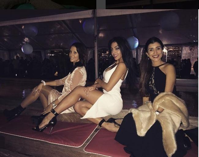 Georgina Rodríguez nổi bật bởi vẻ xinh đẹp.