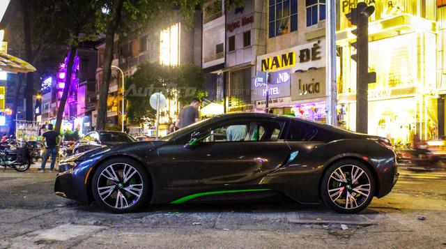 BMW i8 của thiếu gia Cà Mau xuất hiện tại Sài thành - Ảnh 9.