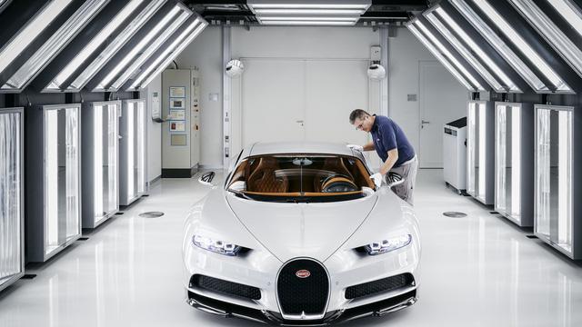Khám phá nơi những chiếc siêu xe triệu đô Bugatti Chiron ra lò - Ảnh 3.