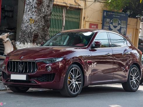 Maserati Levante màu lạ giá hơn 5 tỷ lăn bánh tại Hà Nội